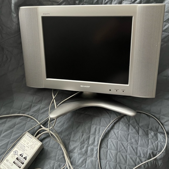 Sharp Portable Audio & Video Sharp Lc3b2ua 13 Aquos Lcd Tv Poshmark
